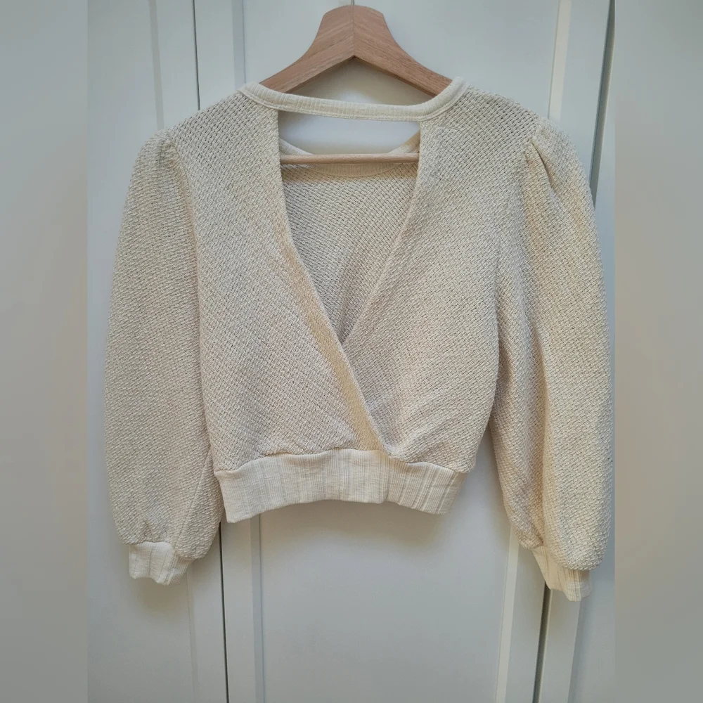 Open back sweater - Picture 2 of 4